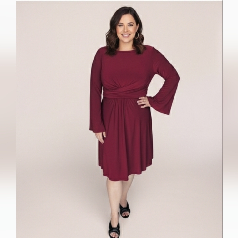 Harper Rose Bell Sleeve Dress Size 14 Color Burgundy (EUC)